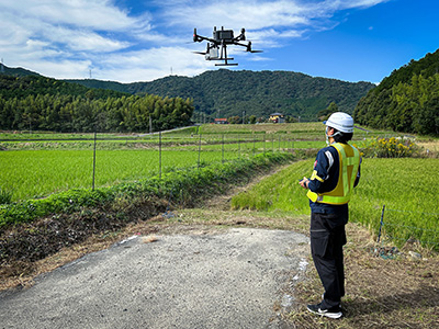 画像:UAVレーザ測量による広域範囲の計測